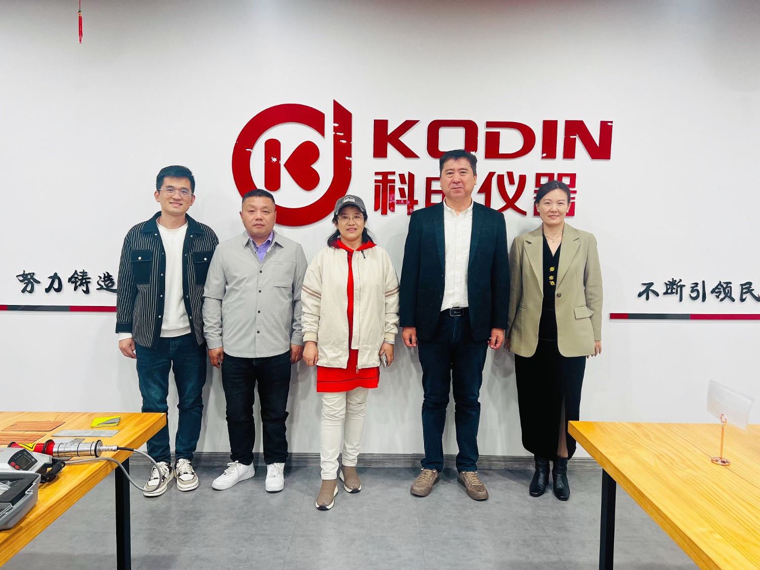 中鐵山橋集團有限公司首席工程師戴潤達一行來公司調研