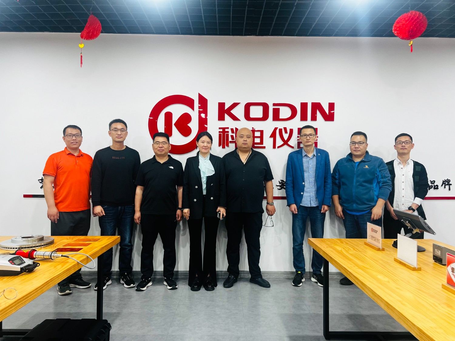 攜手共進，譜寫新篇——熱烈歡迎山西總代山西鼎泰時代檢測設備有限公司來科電儀器參觀交流