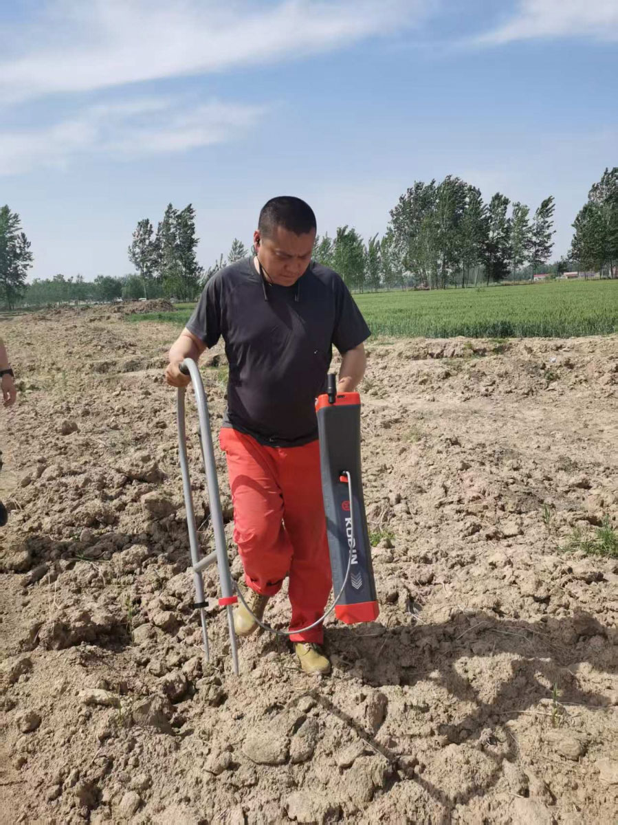 埋地管道檢漏儀使用現場